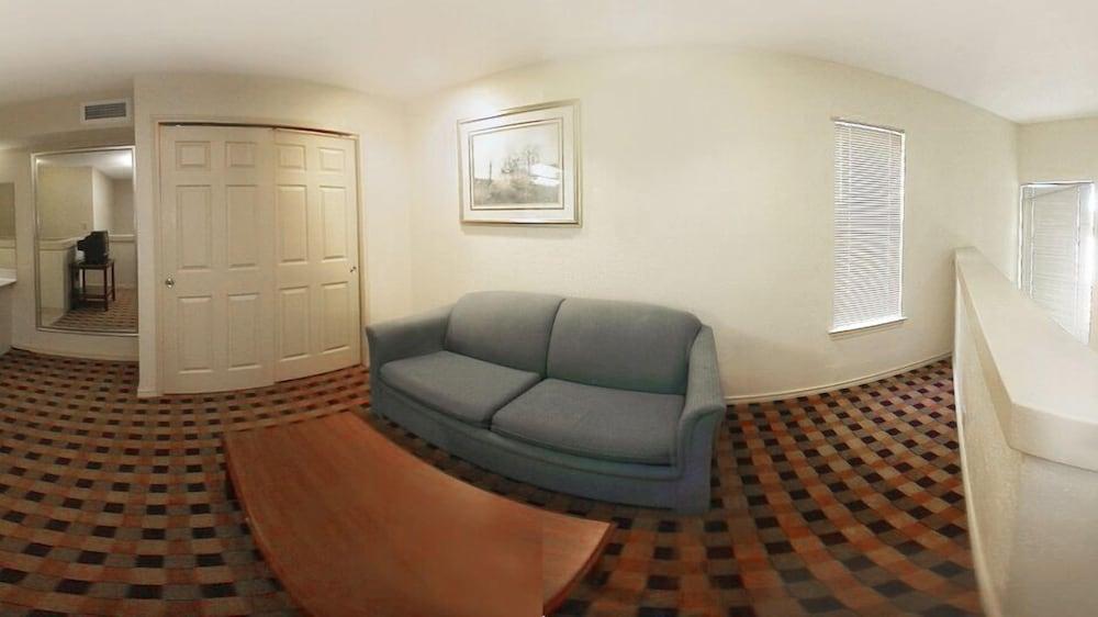 ฮอว์ทอร์น สวีท บาย วินด์แฮม ดัลลัส เลิฟ ฟิลด์ แอร์พอร์ต Hotel ภายนอก รูปภาพ