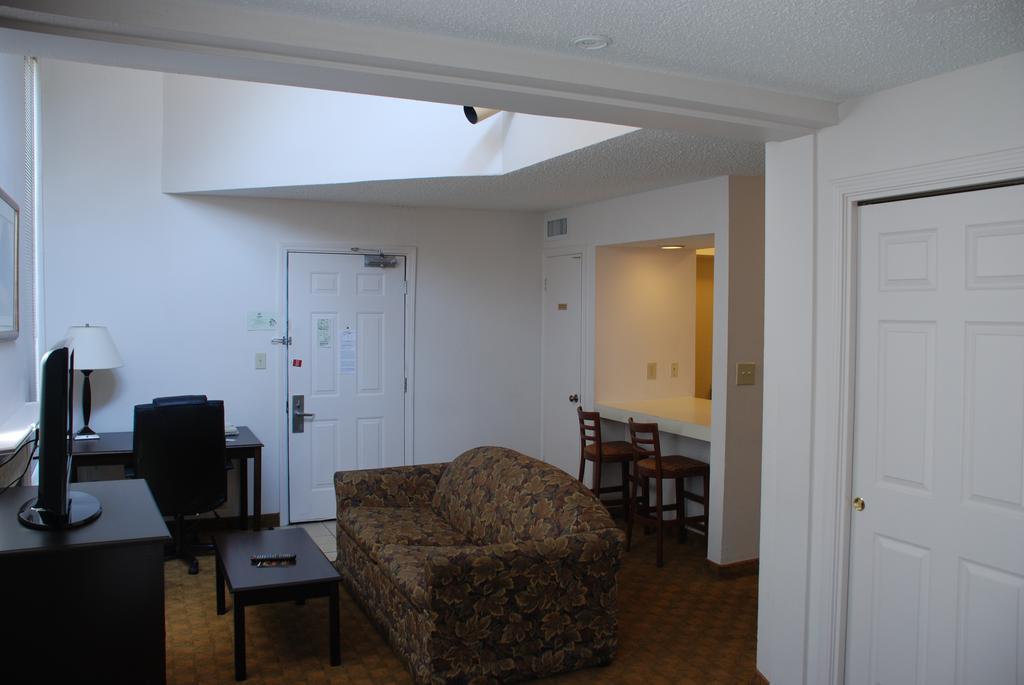ฮอว์ทอร์น สวีท บาย วินด์แฮม ดัลลัส เลิฟ ฟิลด์ แอร์พอร์ต Hotel ภายนอก รูปภาพ